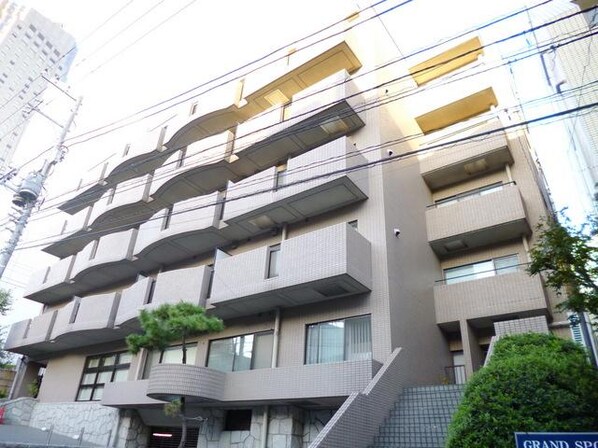 グランドスポットの物件外観写真